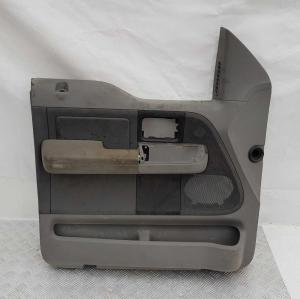 Обшивка двери передней левой Ford F150 2004-2008 5L3Z 1523943 DAA; 5L34 1523943 DC32NC